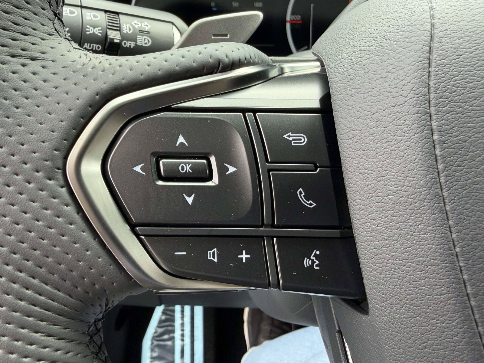 New 2026 Lexus TX 500h AWD w/ Technology Package image 17