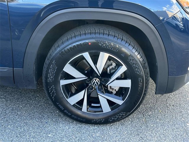 Certified 2022 Volkswagen Atlas Cross Sport SE image 9