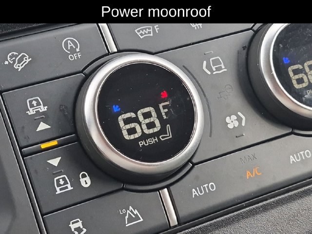 Used 2024 Land Rover Defender 110 S AWD/4WD image 23