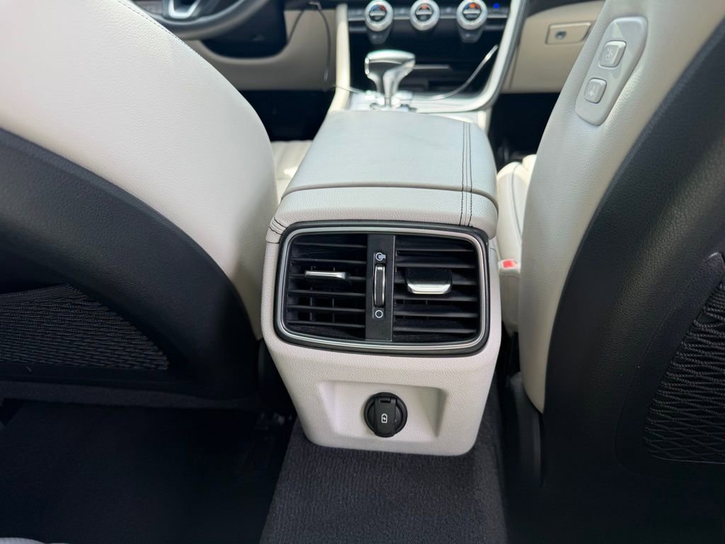 Used 2021 Genesis G70 2.0T w/ Elite Package image 35