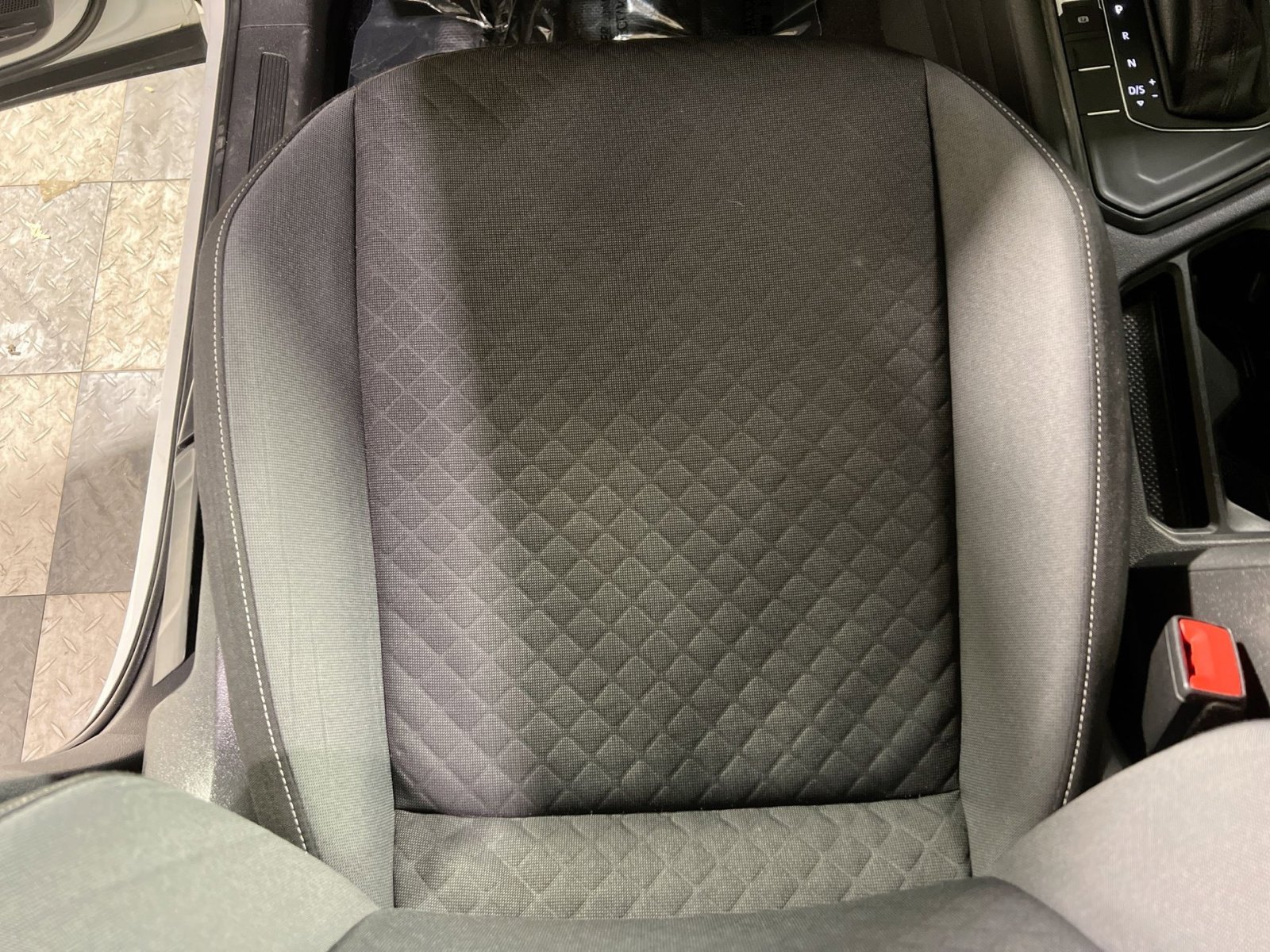 Used 2021 Volkswagen Tiguan S image 19