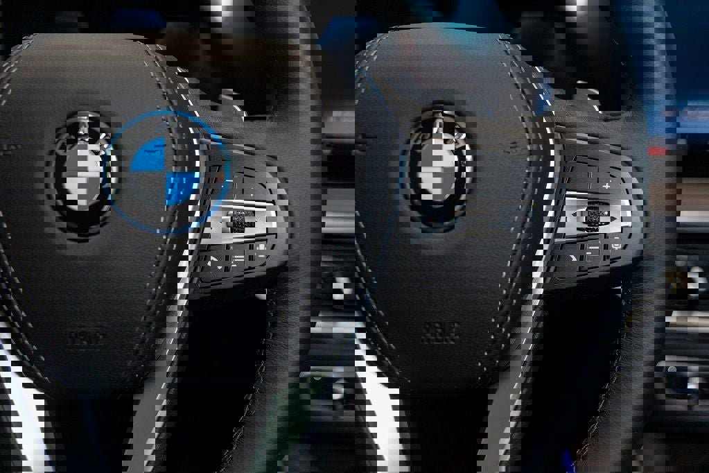 New 2026 BMW X5 xDrive50e image 27