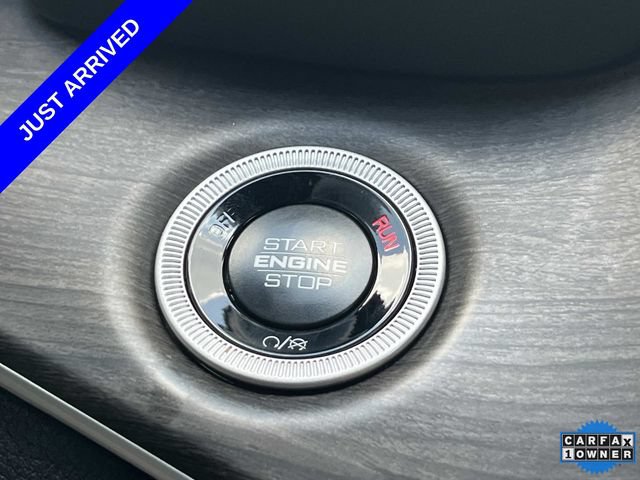 Used 2025 Jeep Grand Cherokee Limited w/ Luxury Tech Group II AWD/4WD image 36
