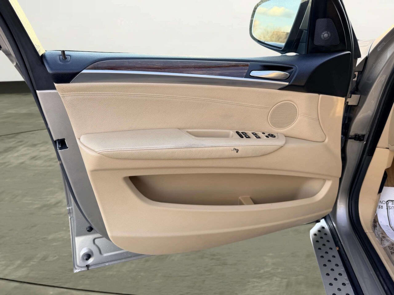 Used 2008 BMW X5 4.8i image 12