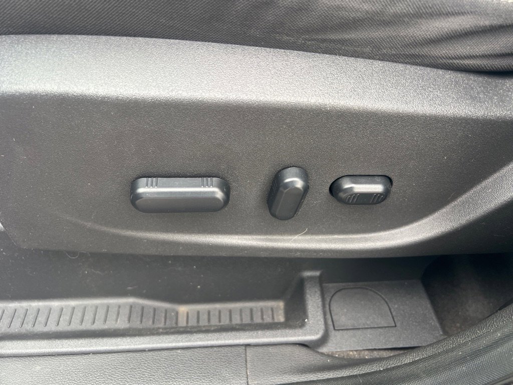 Used 2014 Ford Escape SE FWD image 21