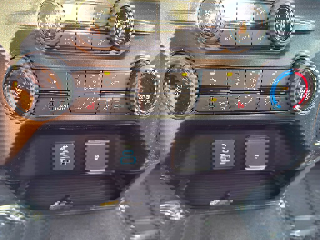 New 2026 Ford F350 XLT w/ XLT Premium Package image 46