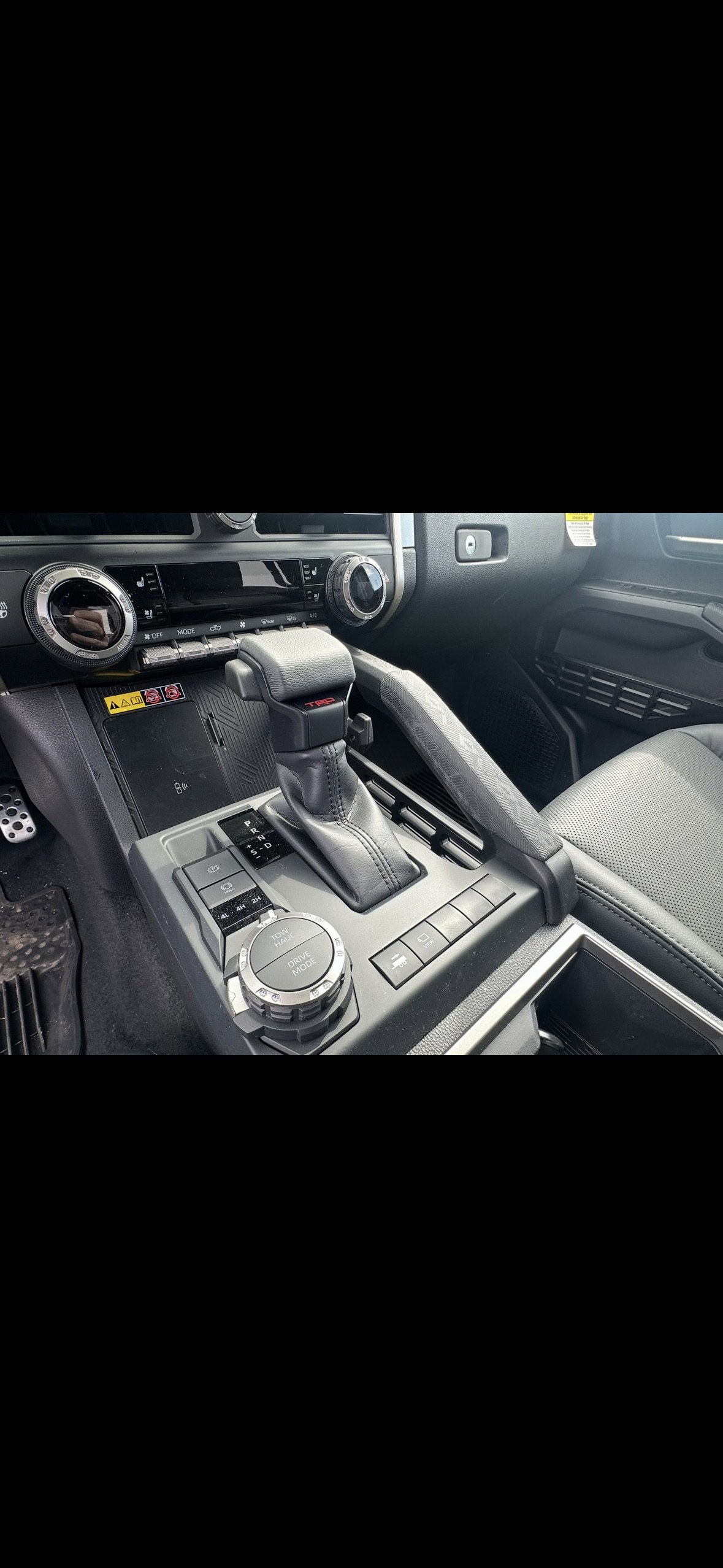 Used 2025 Toyota Tacoma TRD Sport image 15