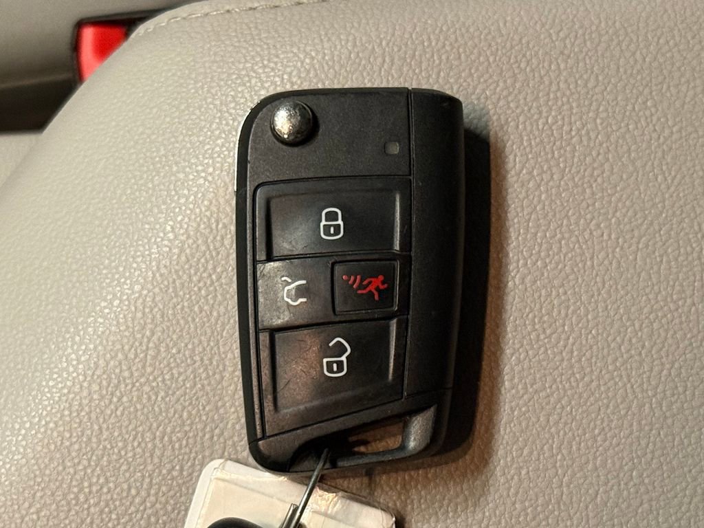 Used 2023 Volkswagen Jetta S FWD image 17