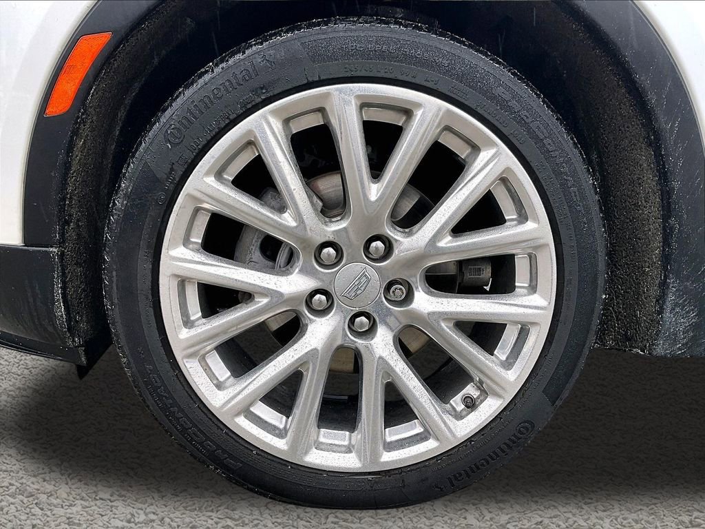 Used 2023 Cadillac XT4 Premium Luxury w/ Cold Weather Package image 9