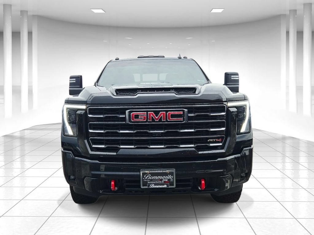 Used 2025 GMC Sierra 2500 AT4 w/ AT4 Premium Plus Package AWD/4WD image 8