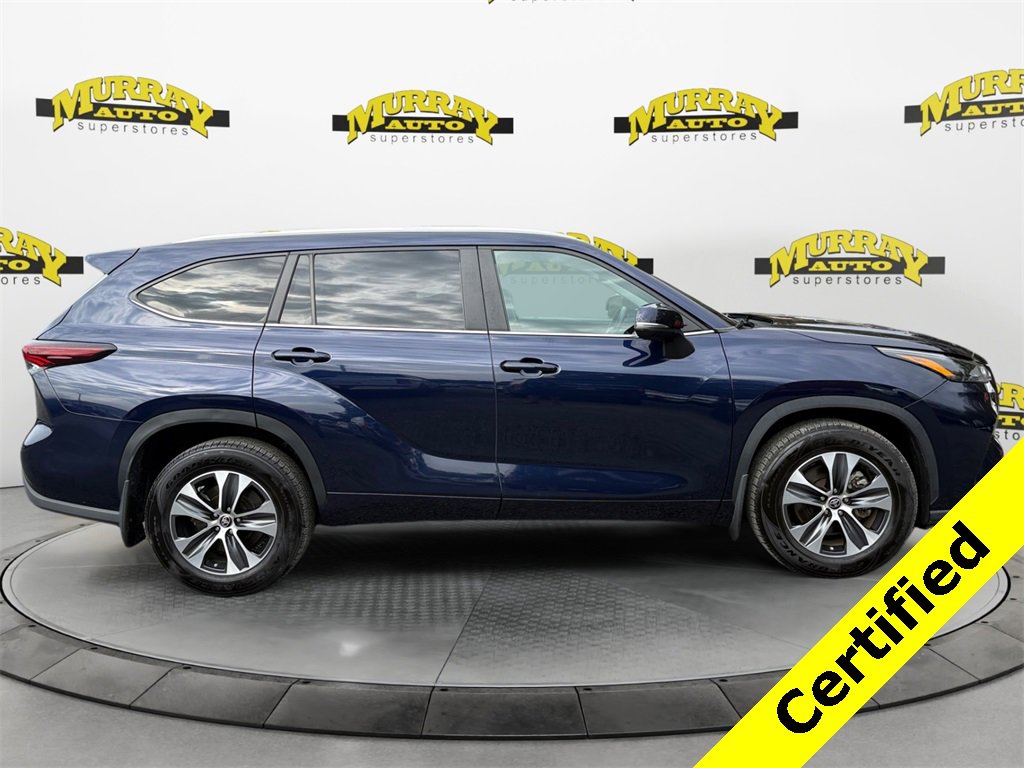 Used 2024 Toyota Highlander XLE image 6