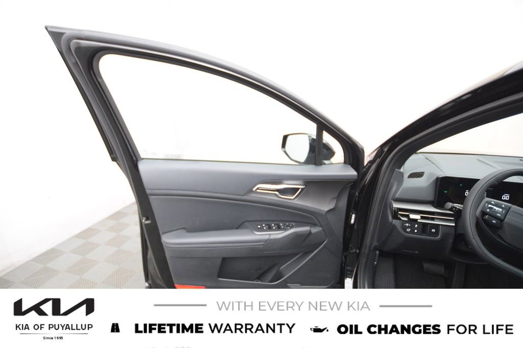 New 2026 Kia Sportage X-Line image 9