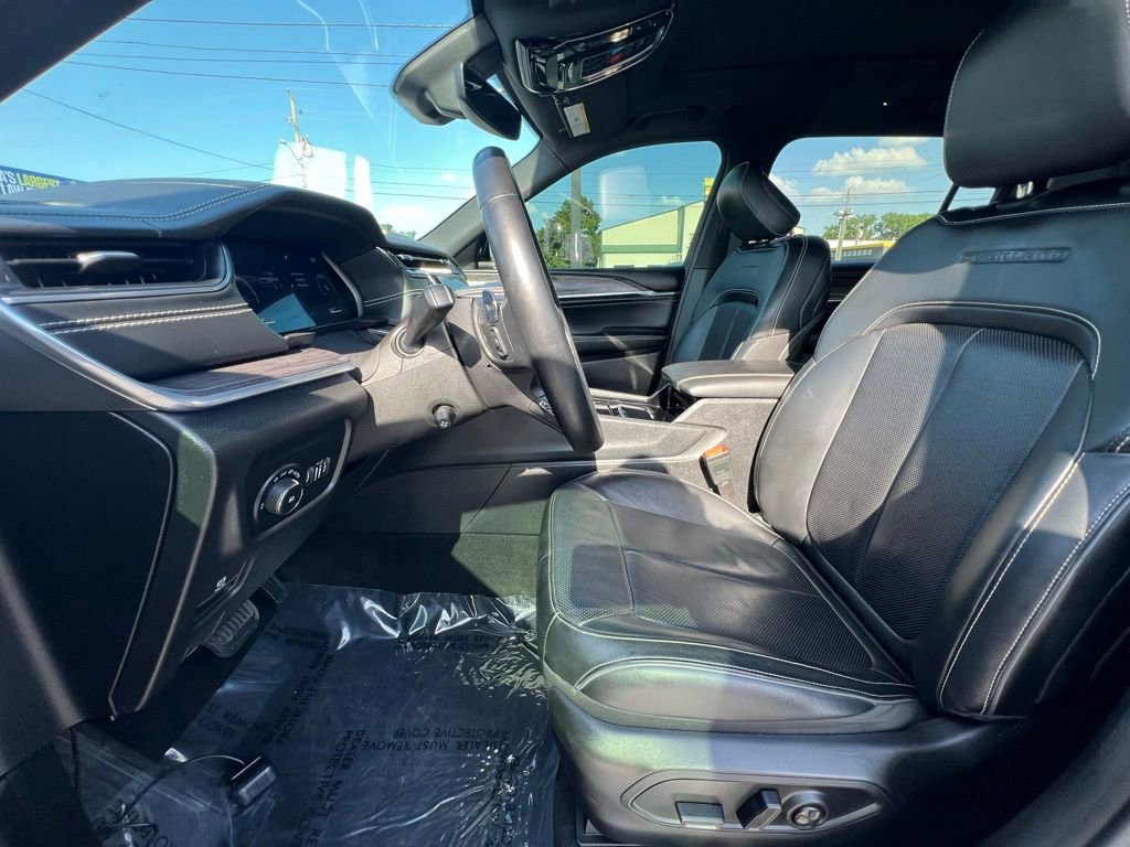 Used 2022 Jeep Grand Cherokee L Overland image 18