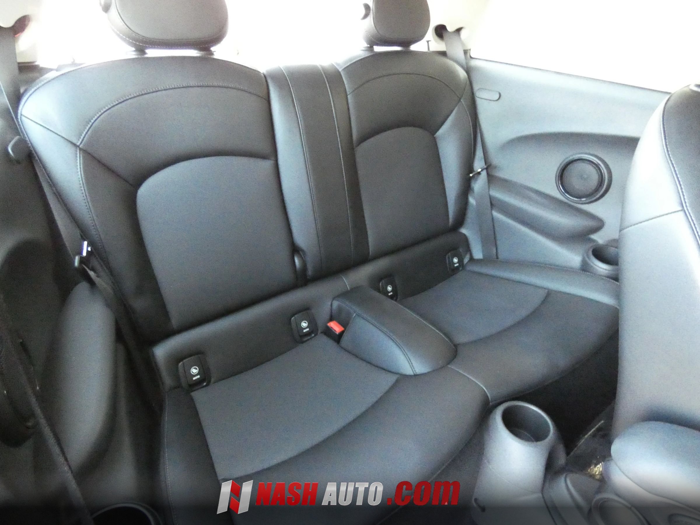 Used 2017 MINI Cooper 2-Door Hardtop FWD image 29