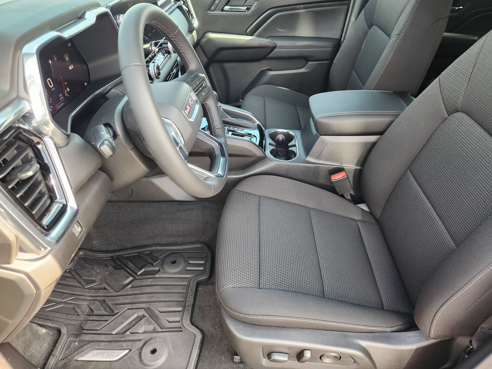 New 2026 GMC Canyon Elevation w/ Convenience Package RWD image 16