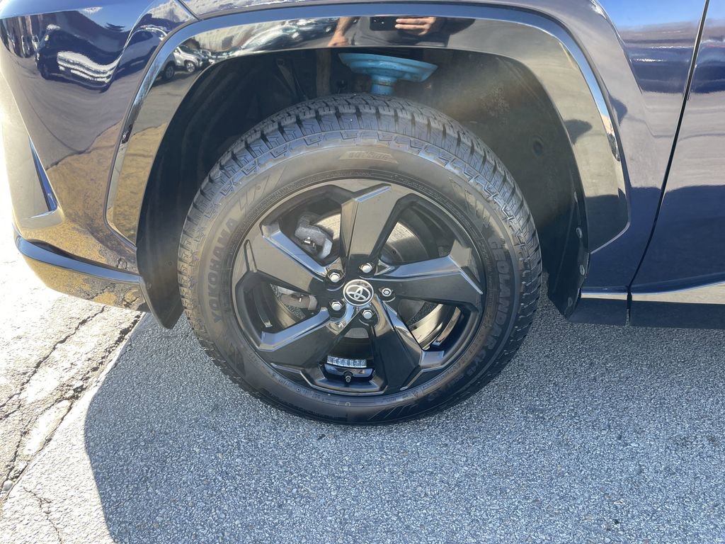 Certified 2020 Toyota RAV4 XSE image 9