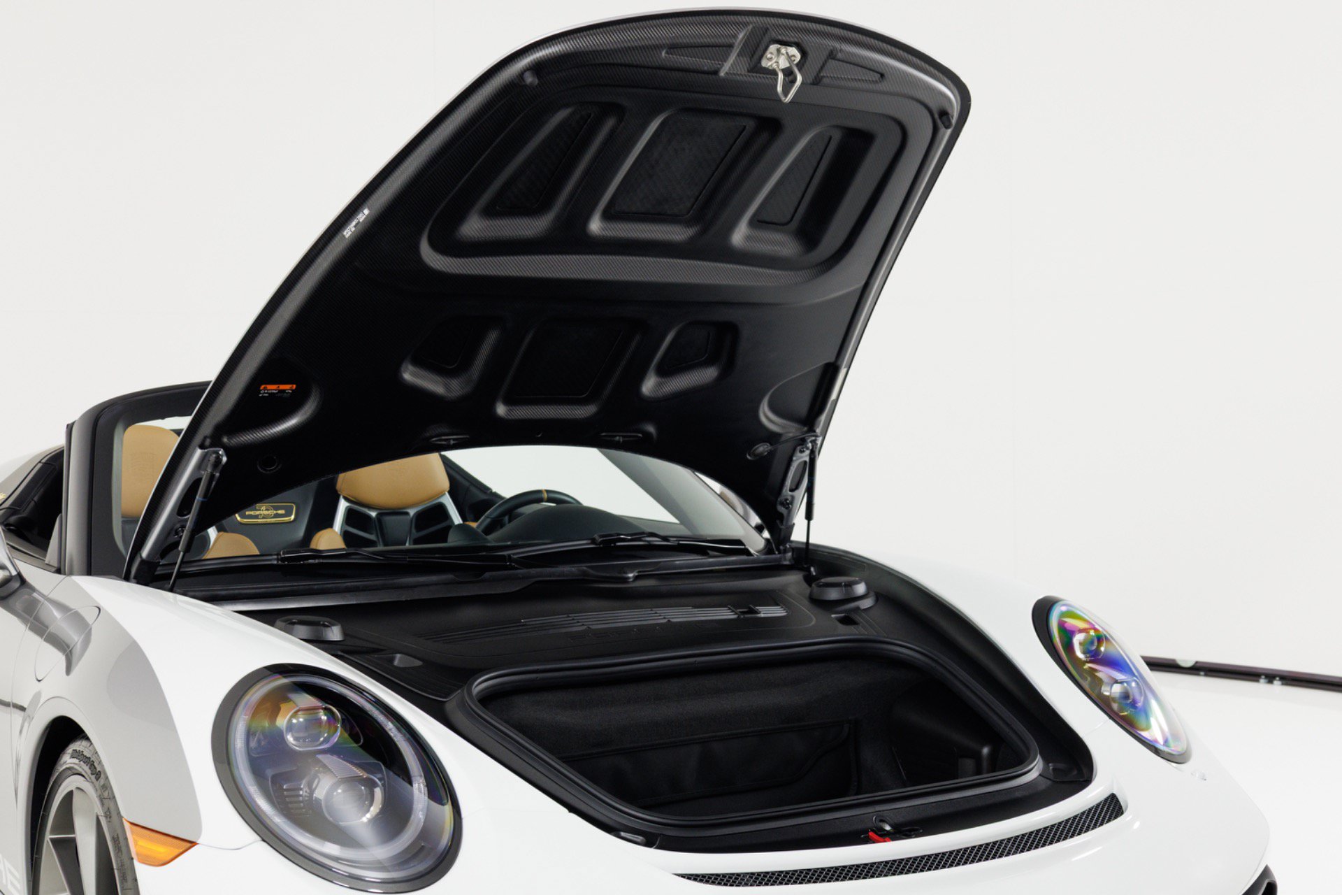 Used 2019 Porsche 911 Speedster RWD image 50