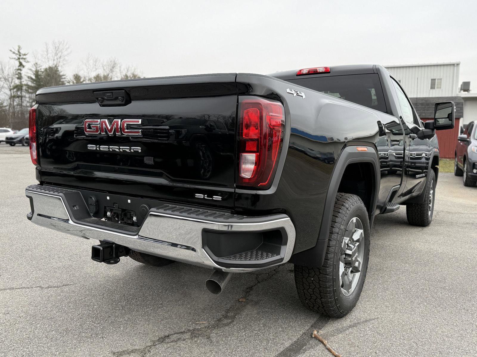 New 2026 GMC Sierra 2500 SLE w/ SLE Convenience Package image 4