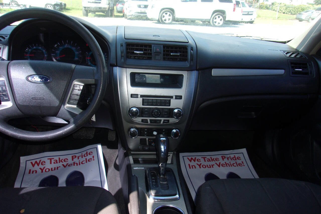 Used 2011 Ford Fusion SE w/ 202A Rapid Spec Order Code image 12