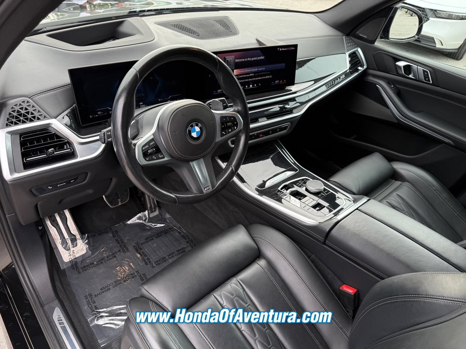 Used 2024 BMW X5 sDrive40i w/ M Sport Package RWD image 23