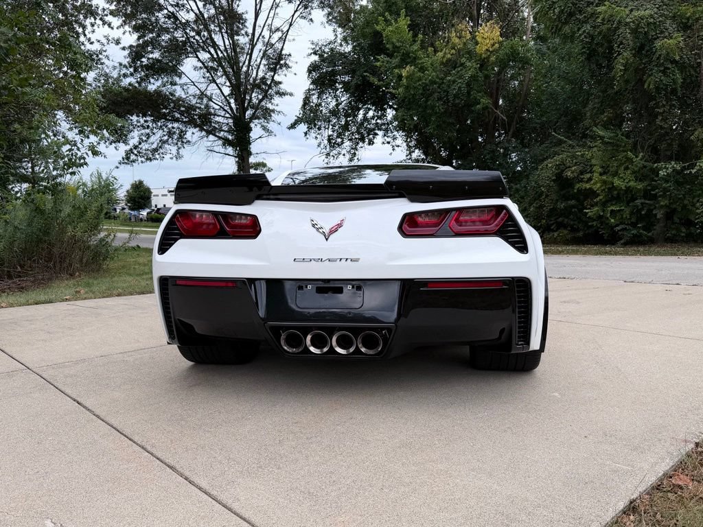 Used 2018 Chevrolet Corvette Grand Sport RWD image 3
