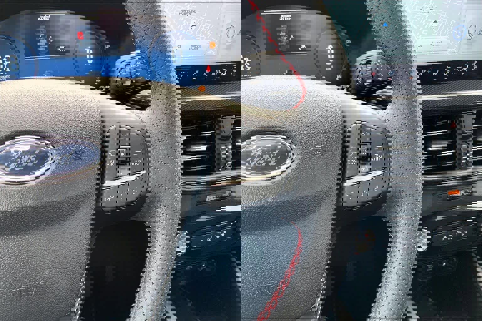 Certified 2025 Ford Escape ST-Line Select w/ Tech Pack #2 image 25