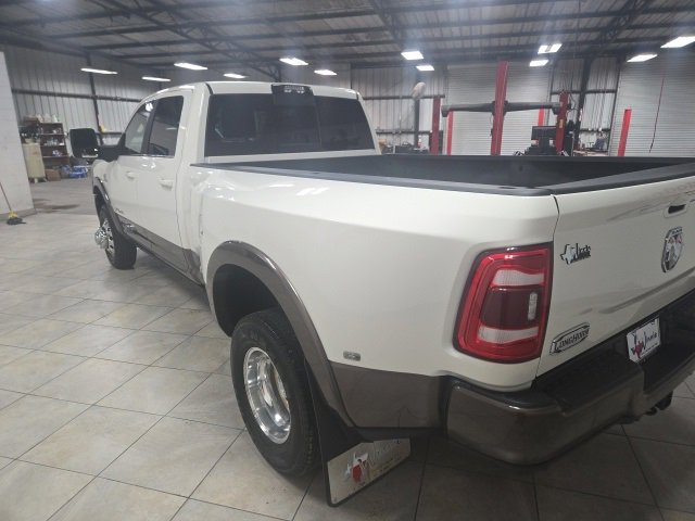 Used 2024 RAM 3500 Limited w/ Safety Group image 5