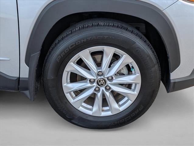 Used 2024 Toyota Corolla Cross LE image 22