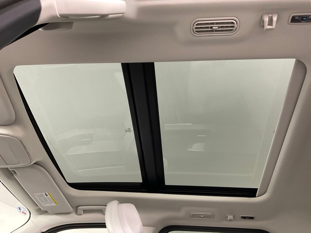 New 2027 Ford Expedition Max Active RWD image 18