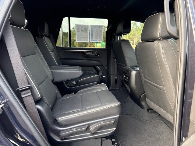 Used 2025 Chevrolet Tahoe Premier RWD image 13