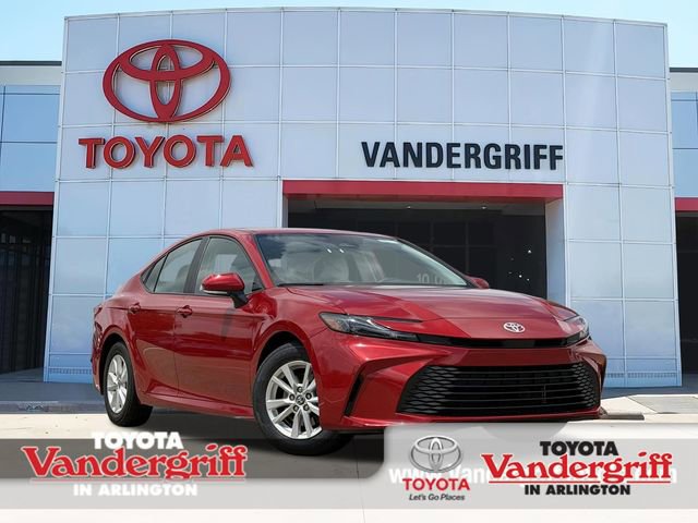 Certified 2025 Toyota Camry LE image 1