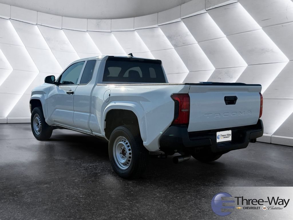 Used 2024 Toyota Tacoma SR image 3