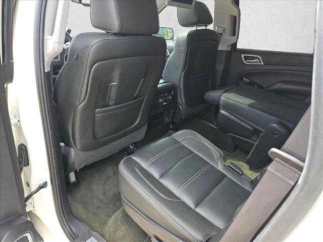 Used 2015 GMC Yukon Denali w/ Touring Package AWD/4WD image 11