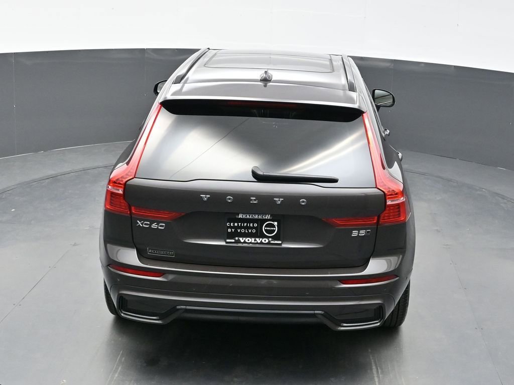 Used 2025 Volvo XC60 B5 Plus AWD/4WD image 32