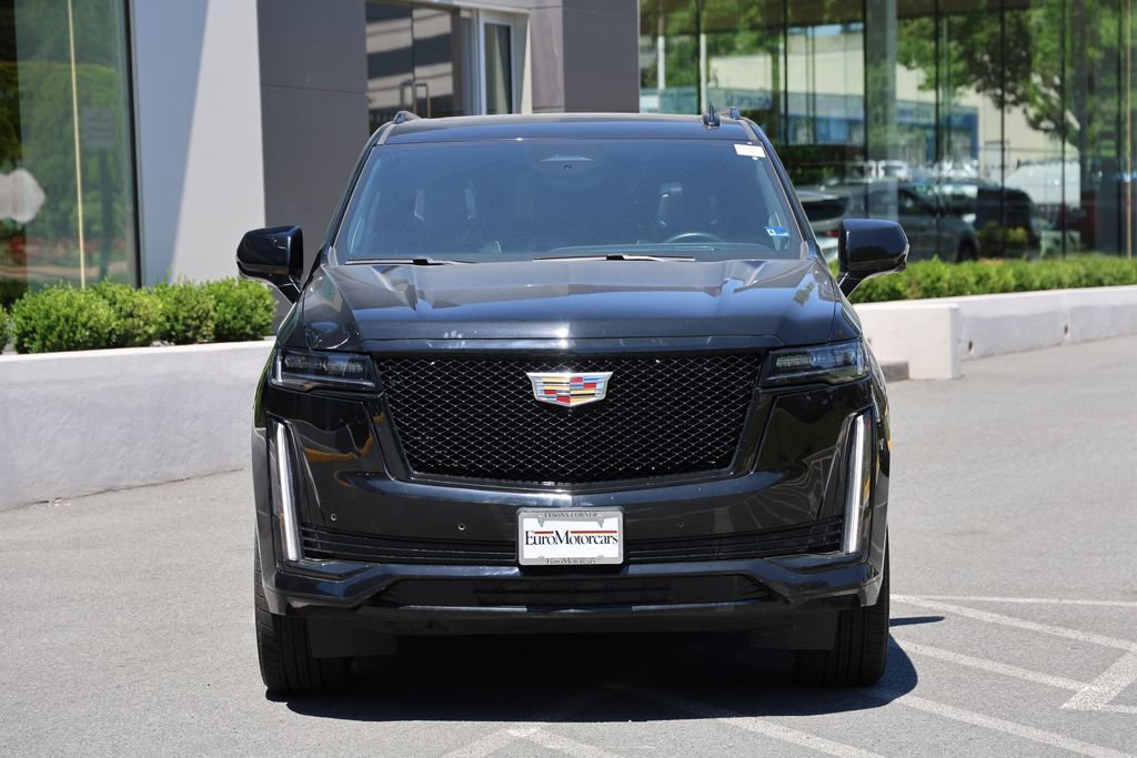 Used 2022 Cadillac Escalade ESV Sport w/ Touring Package AWD/4WD image 5
