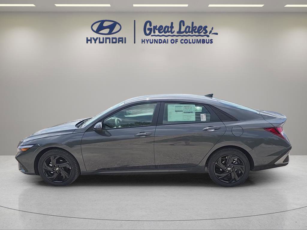 New 2026 Hyundai Elantra Sport FWD image 2