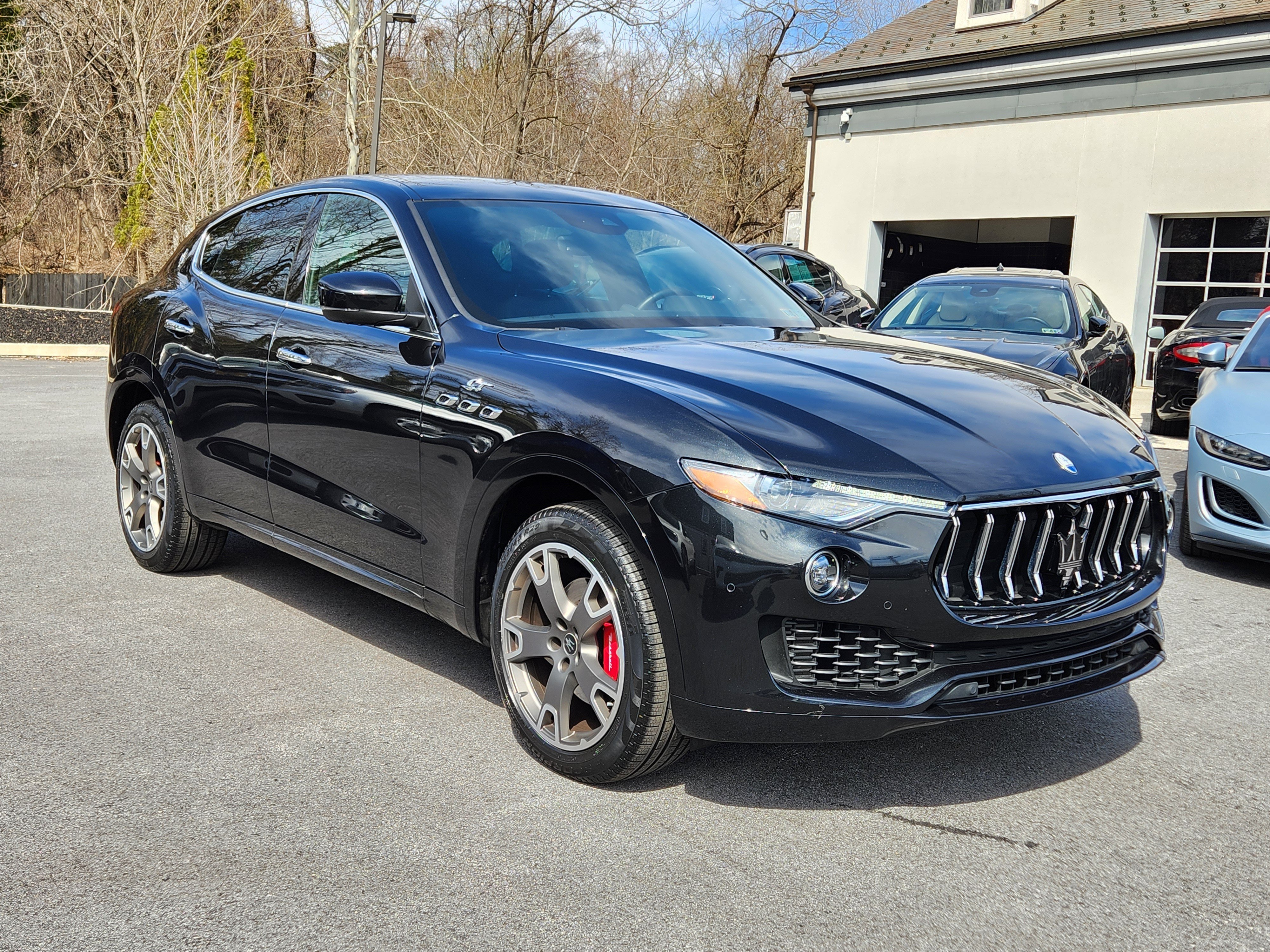 Used 2023 Maserati Levante GT AWD/4WD image 2