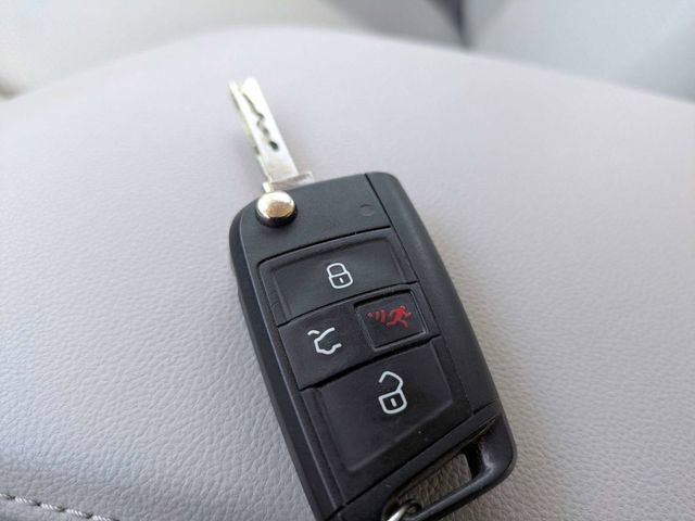 Certified 2020 Volkswagen Jetta S FWD image 27