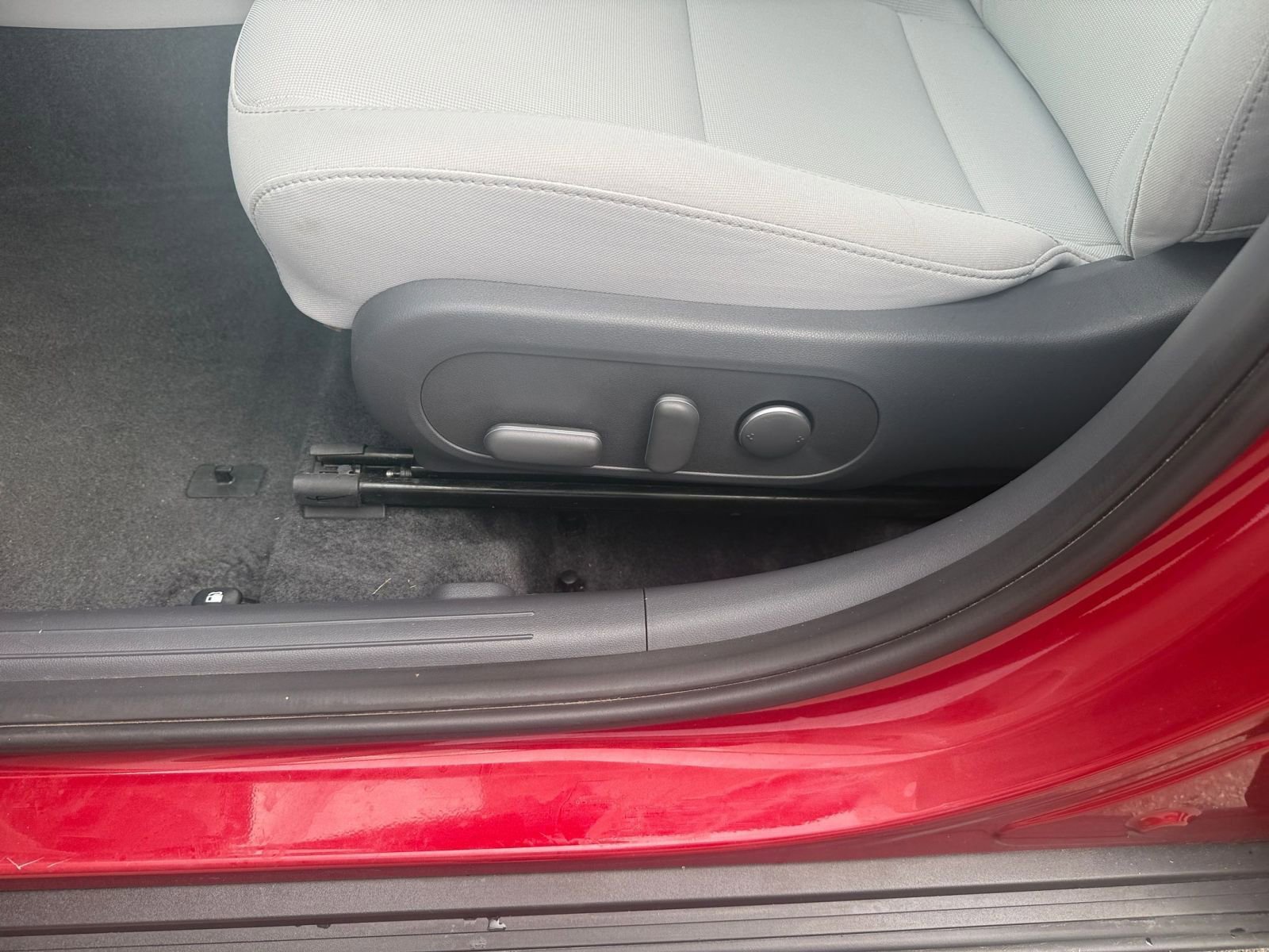 Used 2025 Hyundai Kona SEL image 21