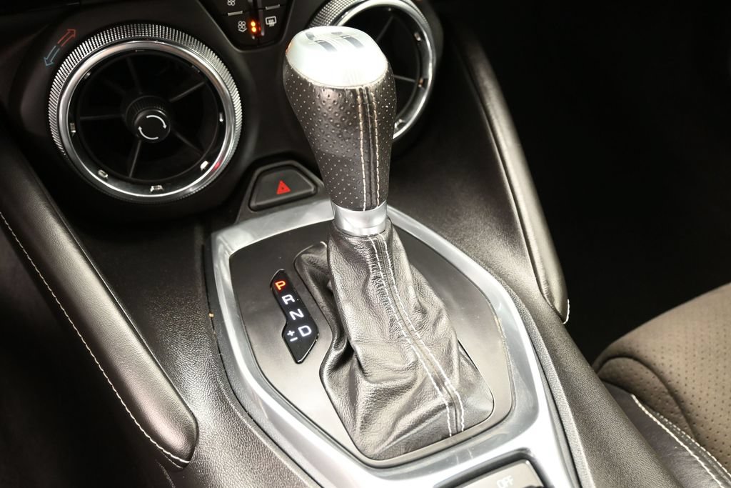 Used 2017 Chevrolet Camaro SS RWD image 26
