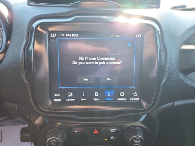 Used 2021 Jeep Renegade Latitude w/ Convenience Group image 23