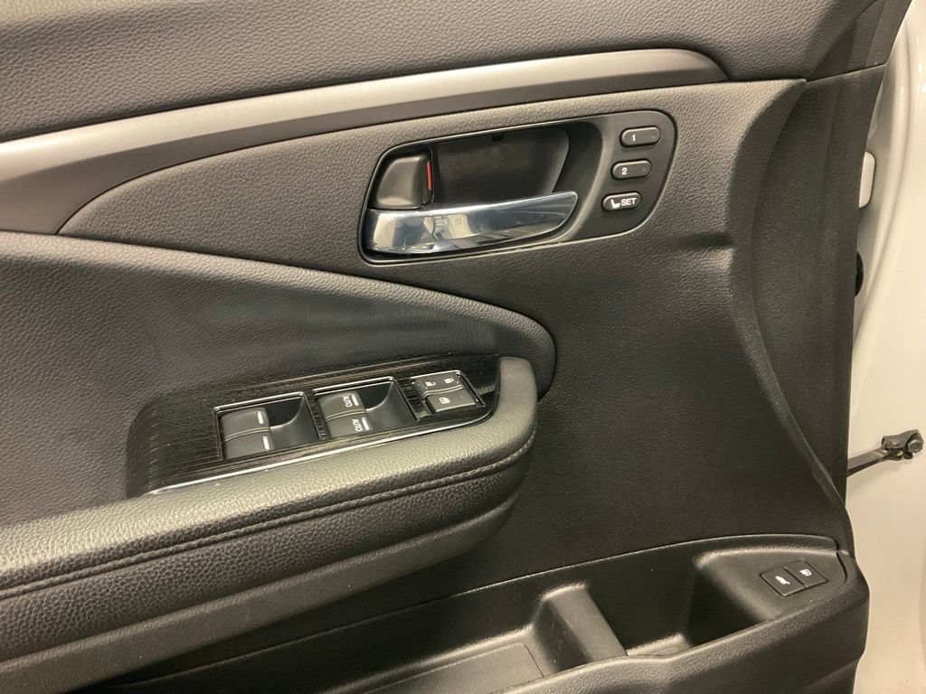 Used 2022 Honda Pilot EX-L image 12