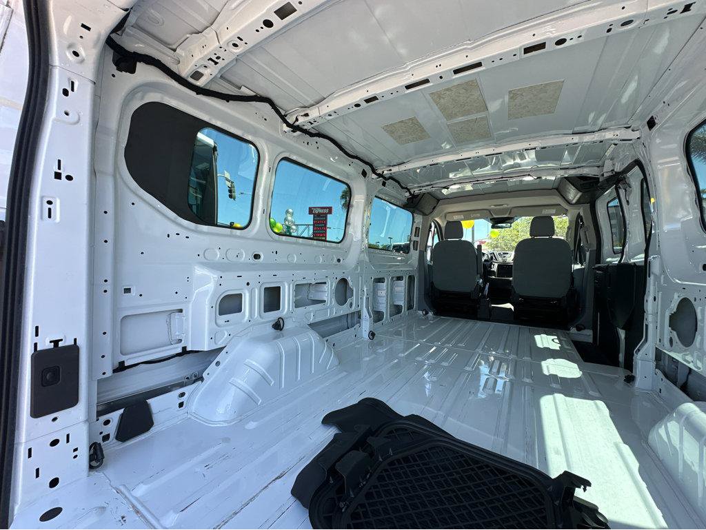 Used 2019 Ford Transit 150 148 Low Roof RWD image 32