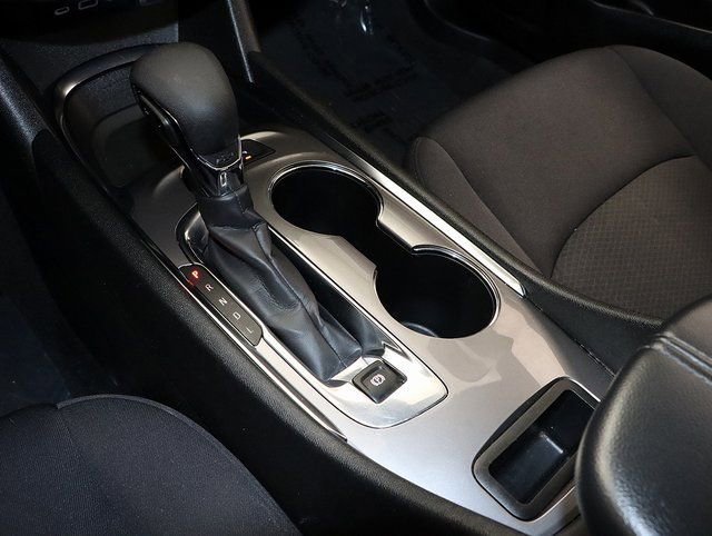 Used 2024 Chevrolet Malibu LT image 20