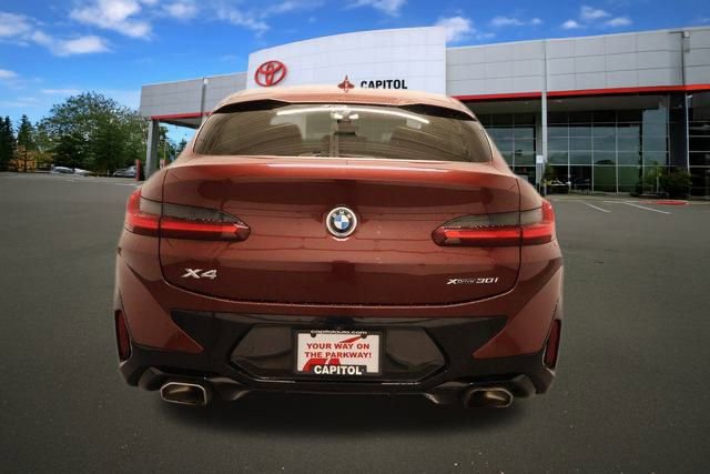 Used 2022 BMW X4 xDrive30i w/ M Sport Package 2 image 3