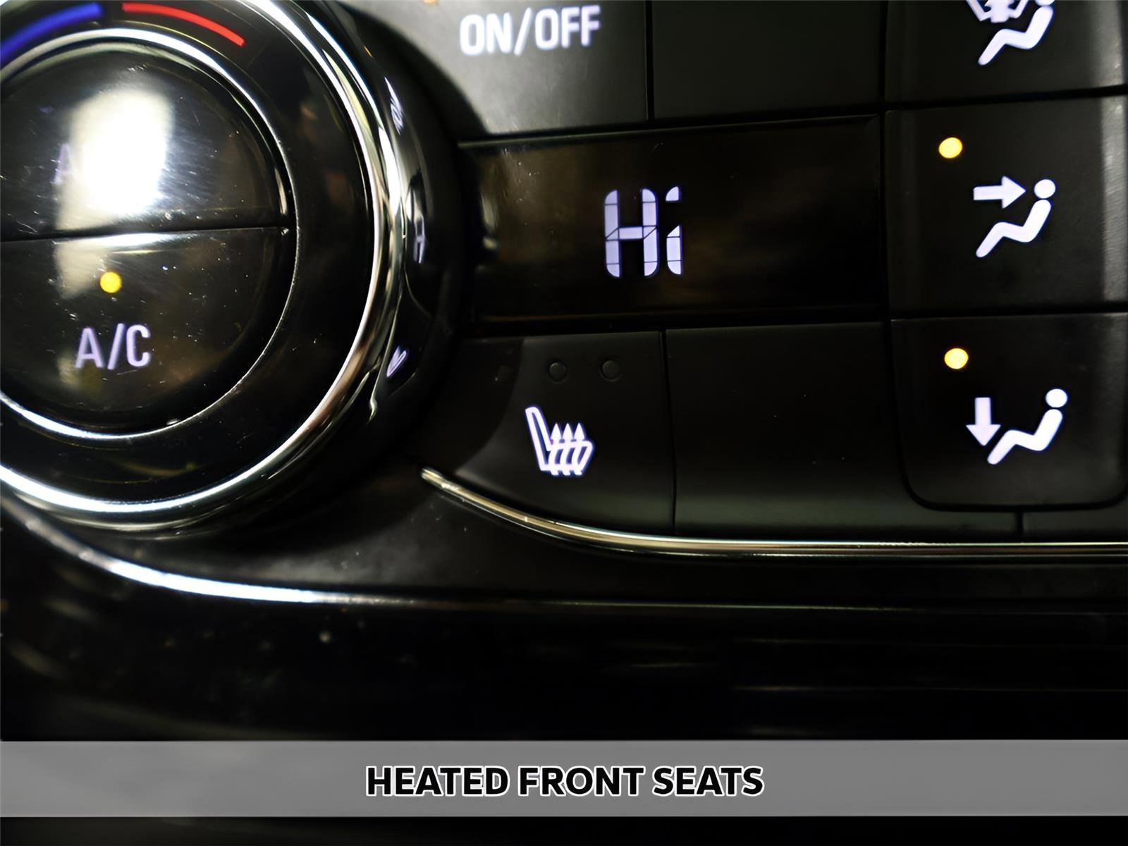 Used 2024 Chevrolet Trax RS image 11