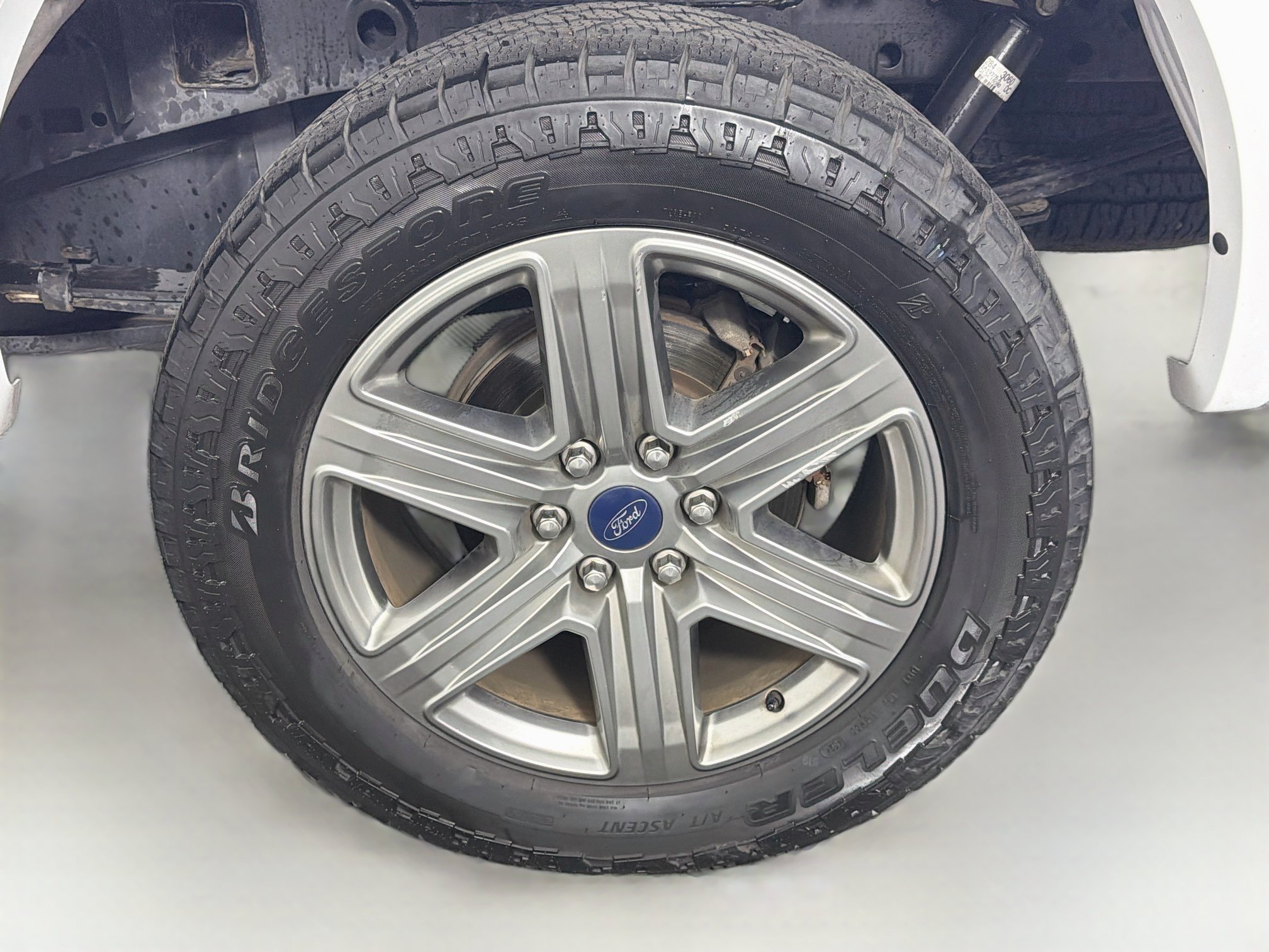 Used 2018 Ford F150 Lariat w/ Equipment Group 502A Luxury AWD/4WD image 11