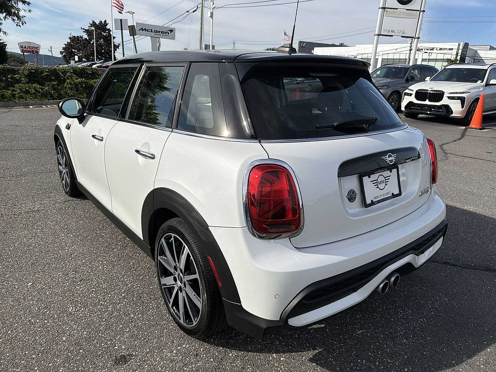 Used 2024 MINI Cooper S FWD image 12