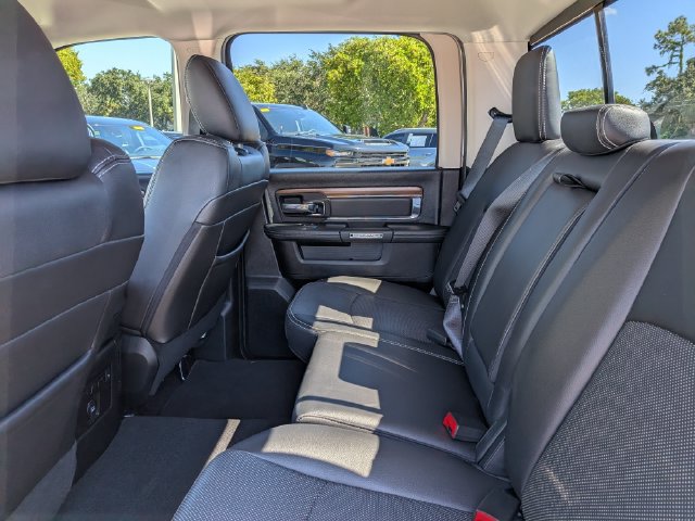 Used 2015 RAM 1500 Laramie w/ Convenience Group AWD/4WD image 17
