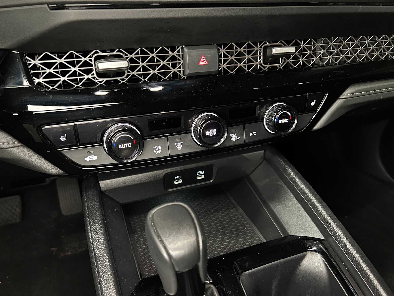 Used 2024 Honda Accord EX-L image 34